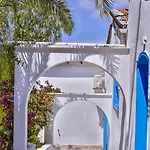 Pasalimani Bed & Breakfast 3*