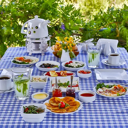 Pasalimani Bed & Breakfast 3*