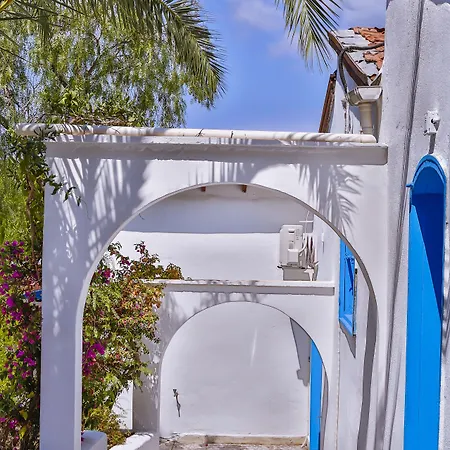 Pasalimani Bed & Breakfast 3*