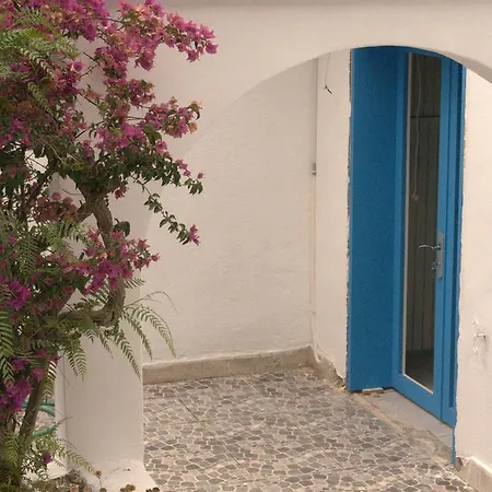 Pasalimani Bed & Breakfast 3*