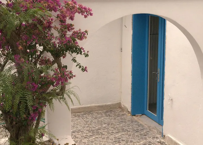 Pasalimani Bed & Breakfast 3*